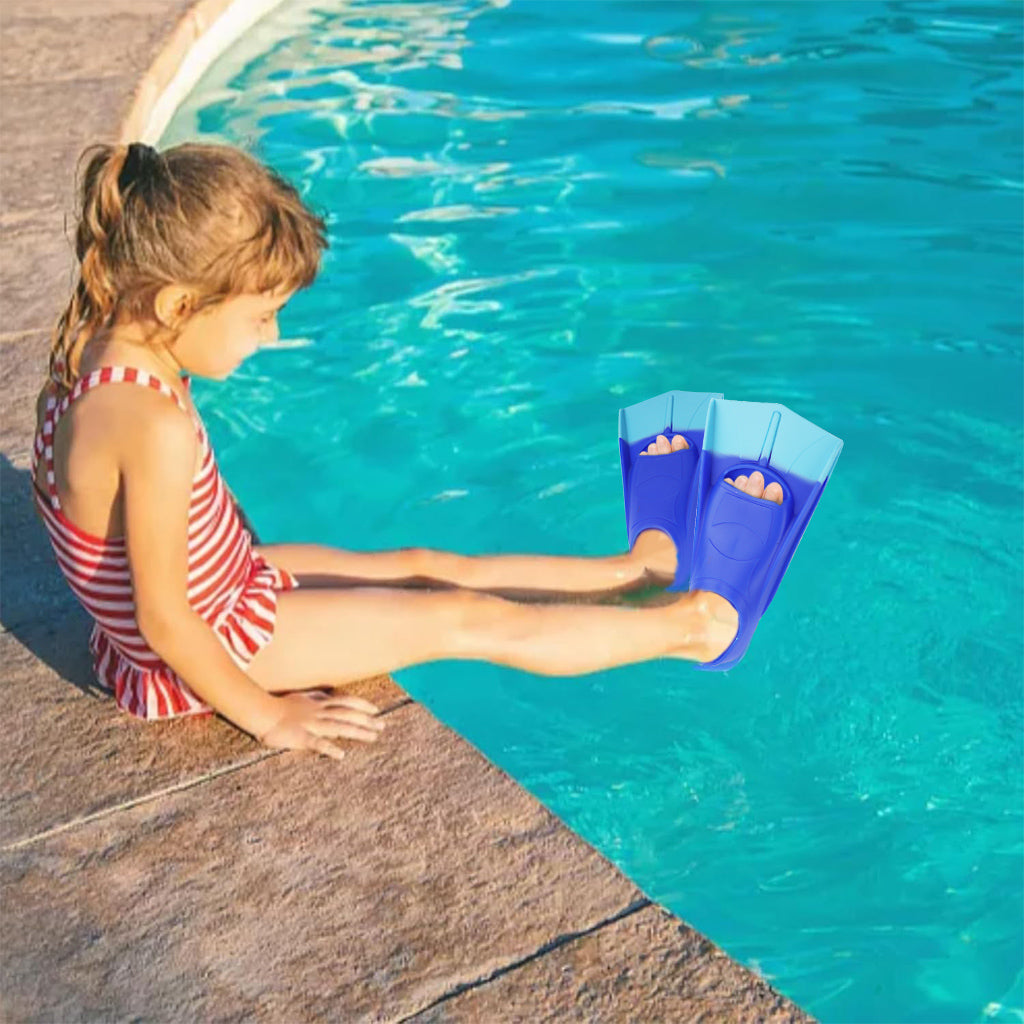 Proberos Kids Swim Fins, Short Kids Fins Silicone Pool Swimming Flippers Beginners Swim Fins for Kicking Skill Improvement and Pool Lap Swimming Training for Girls Boys, XXS, 36.5x19.5cm