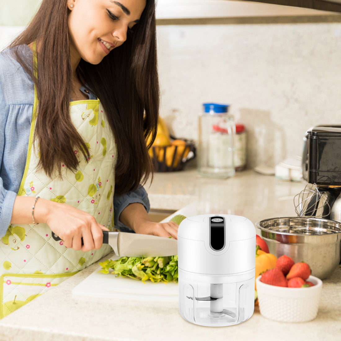 HASTHIP Mini Electric Chopper, USB Rechargeable Garlic Mincer with 250ML Portable Food Container, Food Baffle & Stainless Steel Blades for Mincing Garlic, Onions, Fruits, Vegetables, Meat (White)