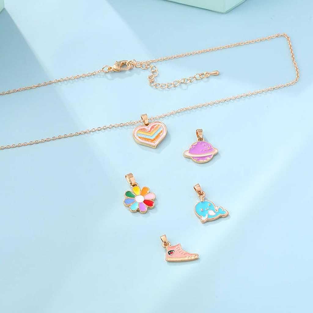 PATPAT Cute Necklace For Girls, Cartoon Necklace Jewellery Sets With 5 Interchangeable Pendent Charms Pendant For Girls Colorful Loving Heart Pendant Friendship Necklace Set For Women Girls