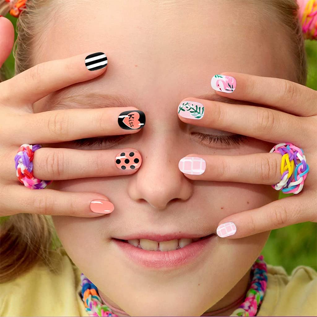 MAYCREATE 120 Pieces Girls Press on Nails Fake Nails Artificial Nails Children Full Cover Short False Fingernails for Girls Kids Nail Design Decoration (NT 30-1)