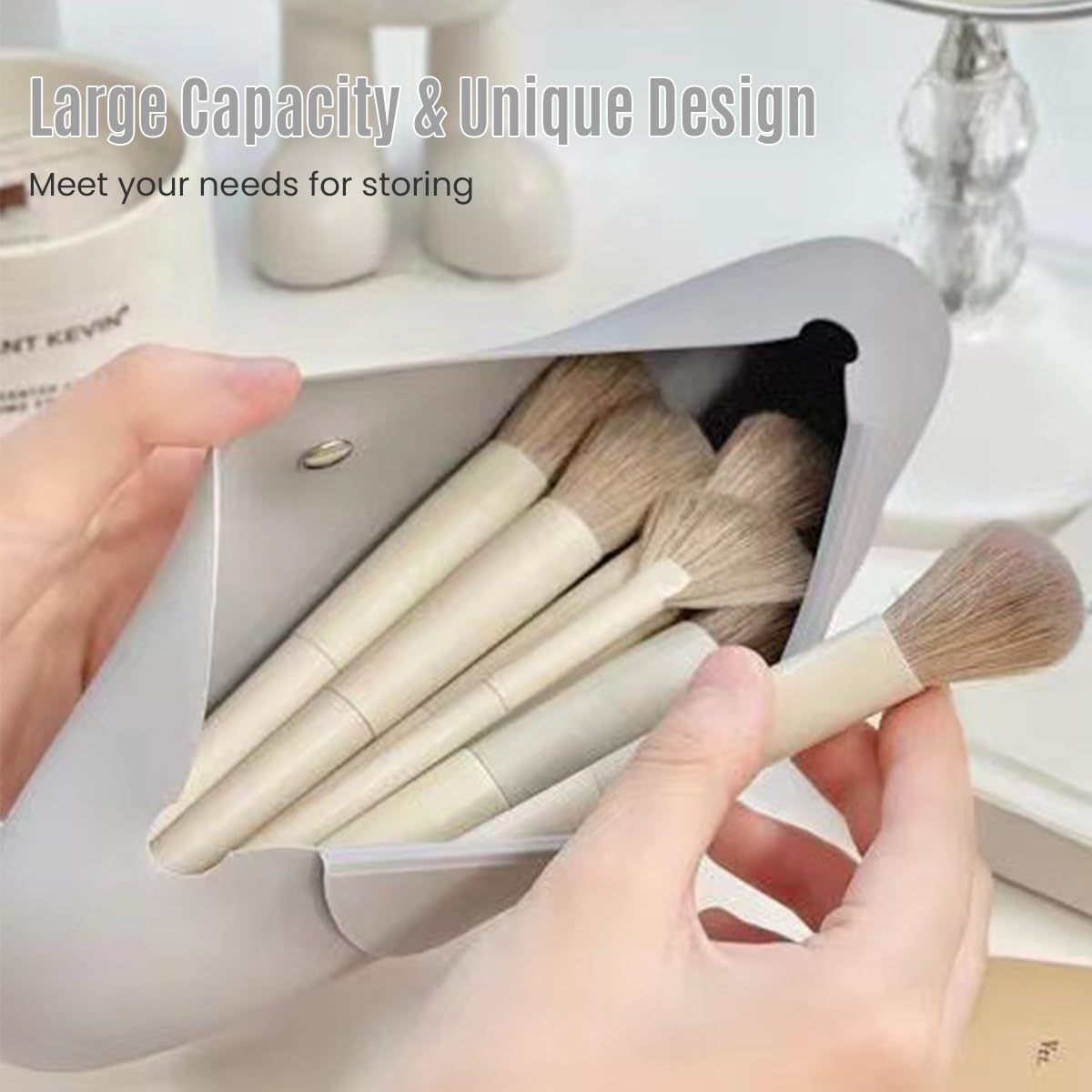 MAYCREATE Silicone Makeup Brush Holder, Travel Make Up Brushes Organizer with with Anti-Fall Out Zipper Closure, Large Khaki Cosmetic Brush Case for Daily, Work - Brushes Not Included