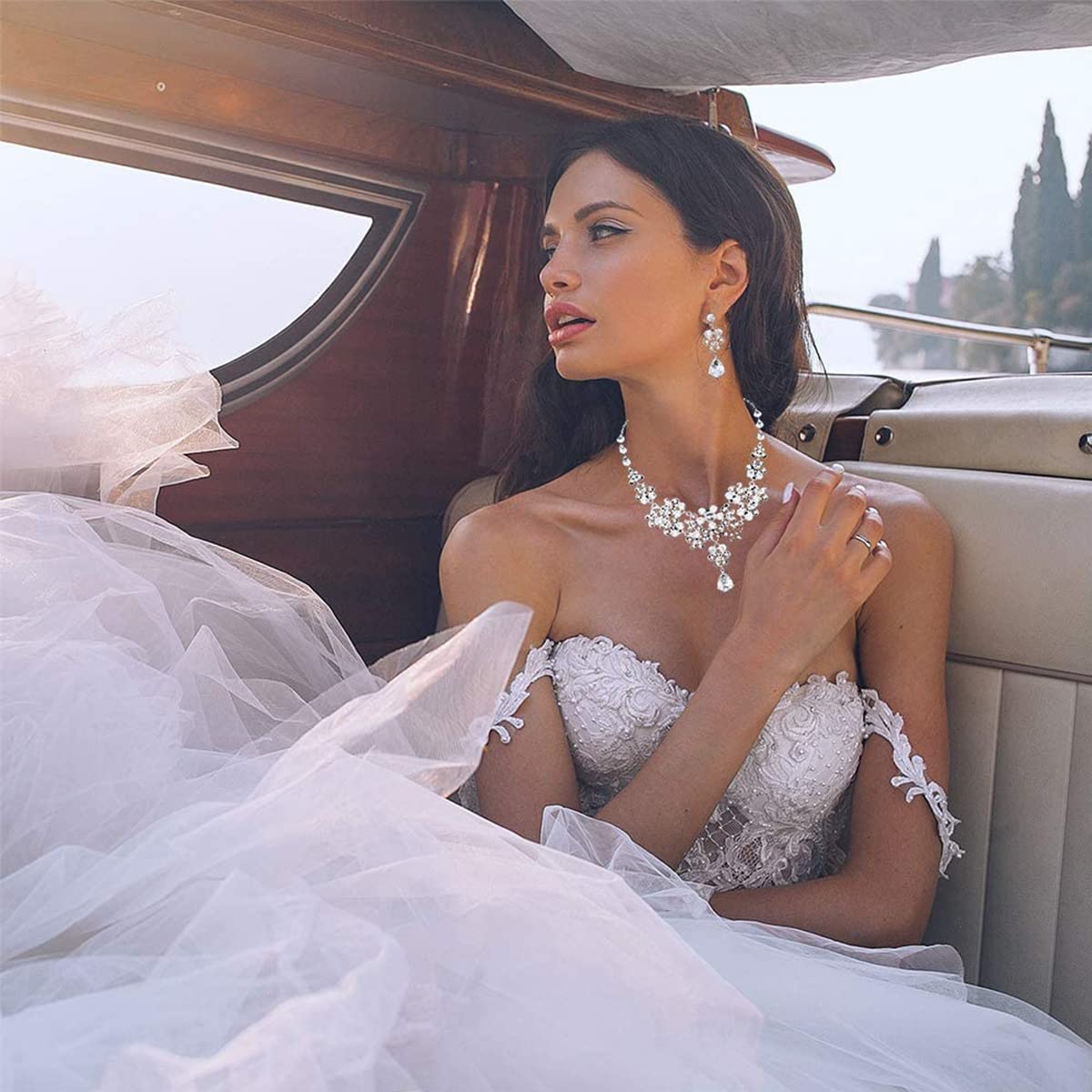 SANNIDHI Set of 3 Bridal Jewelry Set Crystal Necklace Earrings Crystal Crown Hair Accessory Bridal Jewelry Set for Bridal Wedding Prom Birthday Party Gift Jewelry for Women Girls