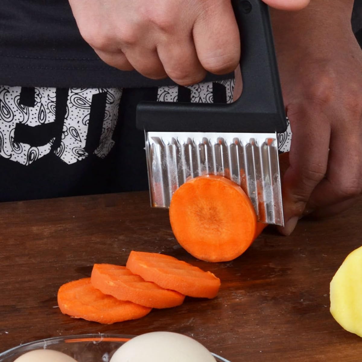 HASTHIP Kitchen Crinkle-Cut Wave Slicer French Fry Vegetable Cutter, Potato Strip Cutter Potato Cutter Easy Raw Potato Cutter for Potato, Sweet Potato, Carrots
