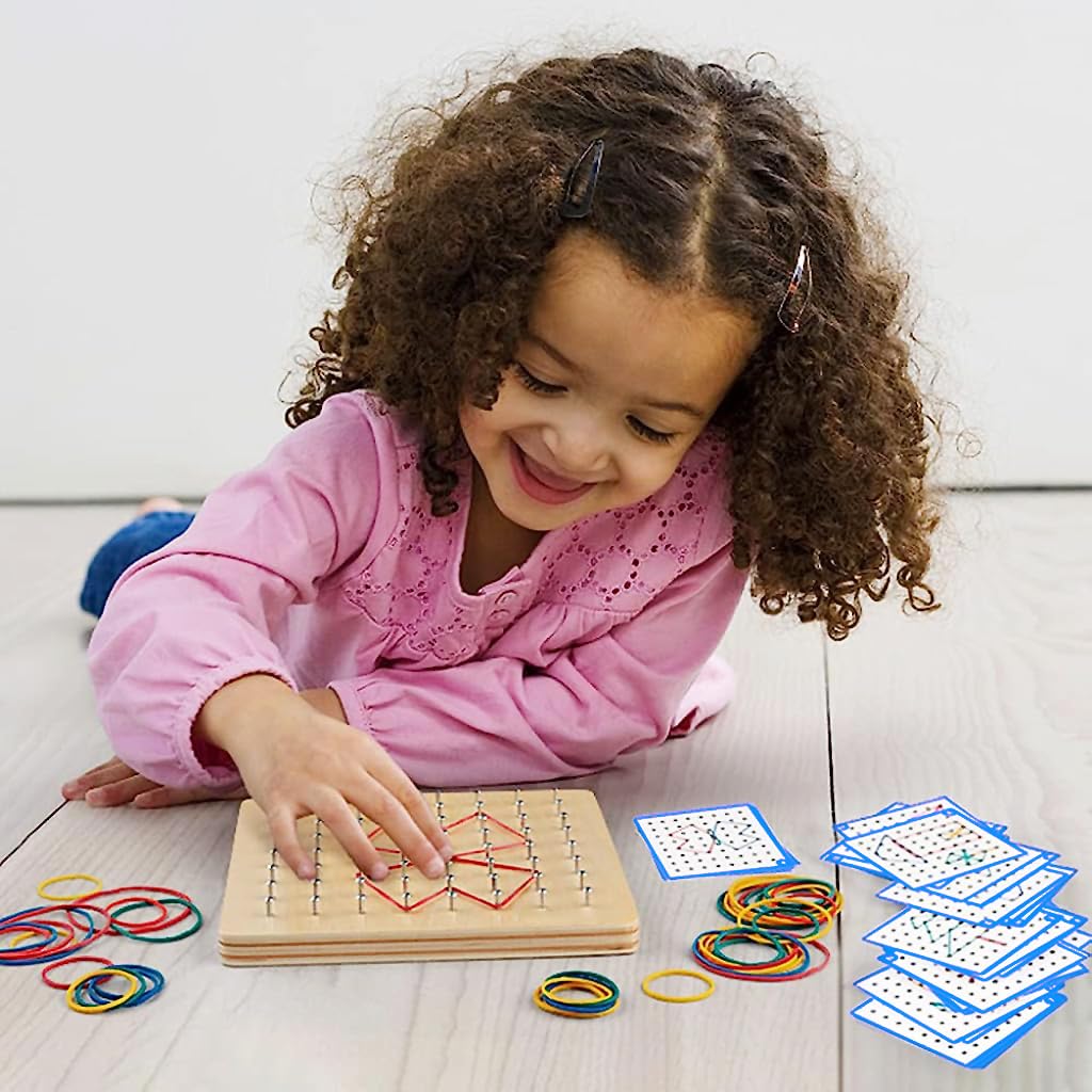 PATPAT Wooden Geoborad Wooden Toys for Kids Wooden Puzzles for Kids Montessori Toys, Portable Busy Board for Kids, Fine Motor Skill Toys for Kids, Wooden Game Board with Pattern Cards & Rubber Band