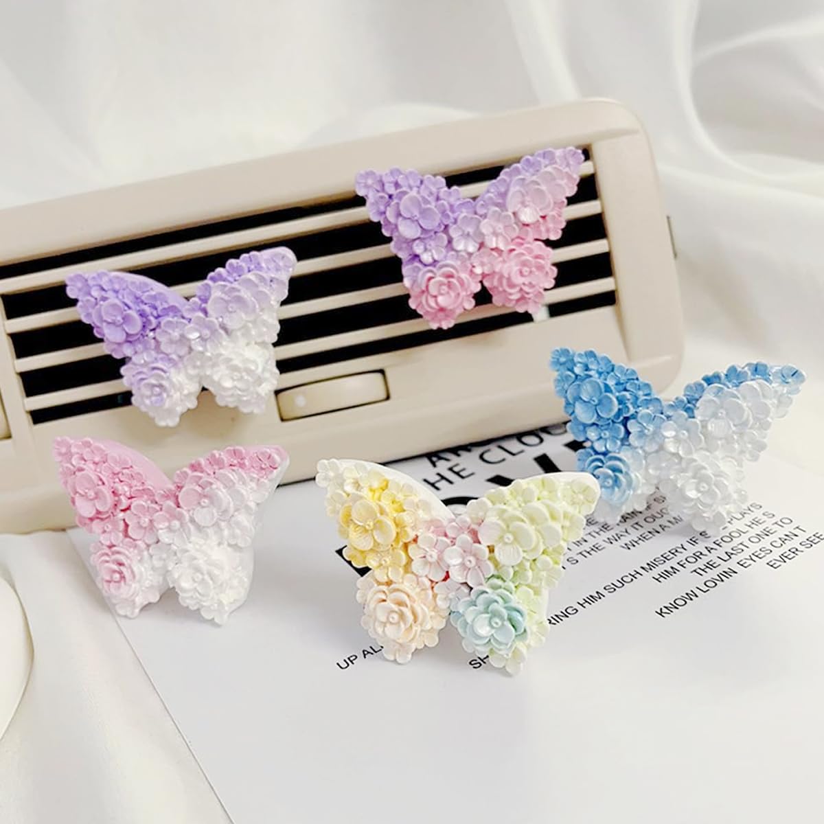 HASTHIP 3D Flower Butterfly Silicone Mold DIY Crafting Butterfly Silicone Resin Mold Flower Butterfly Silicone Molds for Scented Candles, Handmade Soap, Resin Desk Decor, Cake Decorating, 5x3.6cm