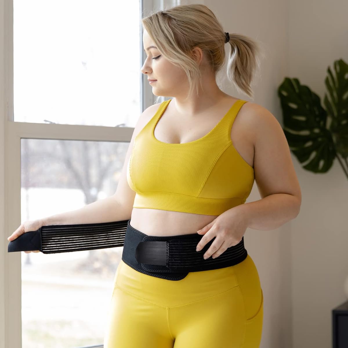 HANNEA Women Pelvic Support Strap, Lower Back Support Brace, Reduce Pain and Muscle Strain, Adjustable Pelvic Support Brace Belt, Pelvic Support Belt for After Childbirth, Size M