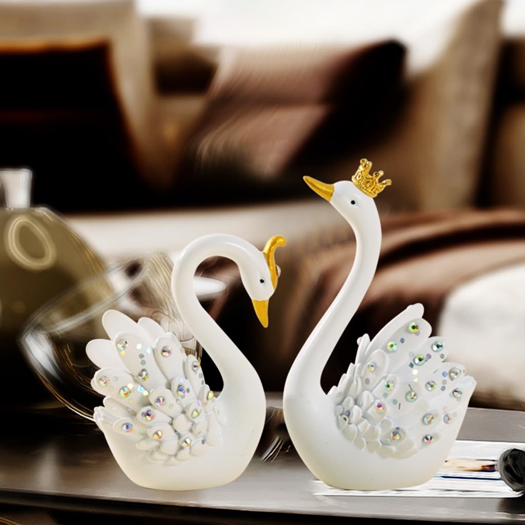 STHIRA 1 Set Love Couple Swan Creative Decoration Car Decor Miniature Fairy Figurines Car Ornament Swan Ornament Decor for Car