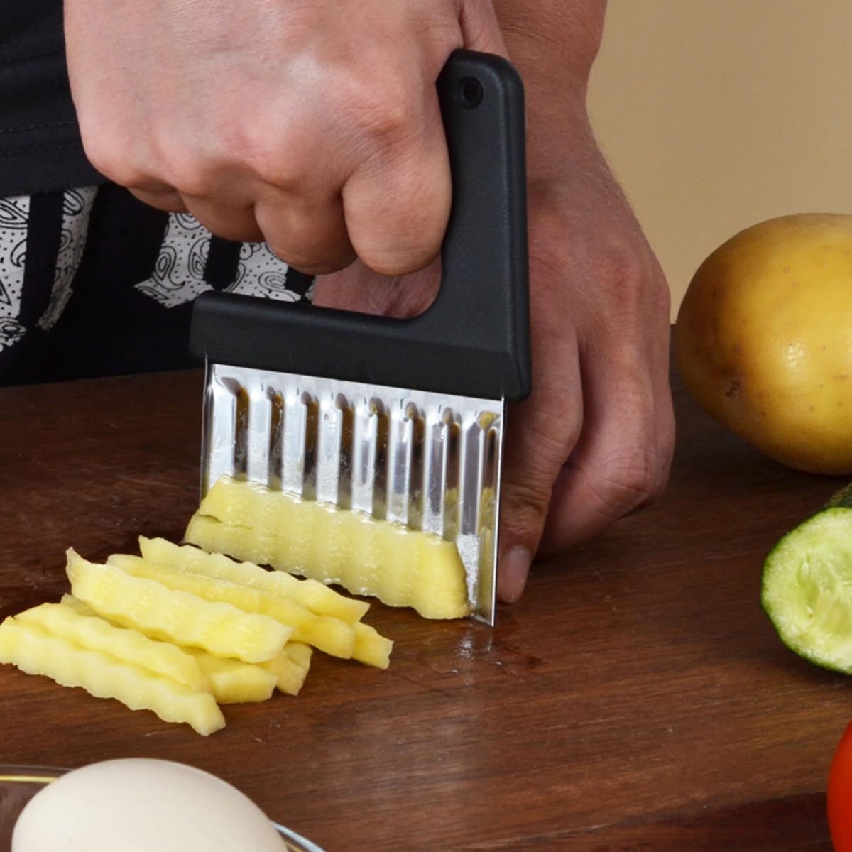 HASTHIP Kitchen Crinkle-Cut Wave Slicer French Fry Vegetable Cutter, Potato Strip Cutter Potato Cutter Easy Raw Potato Cutter for Potato, Sweet Potato, Carrots