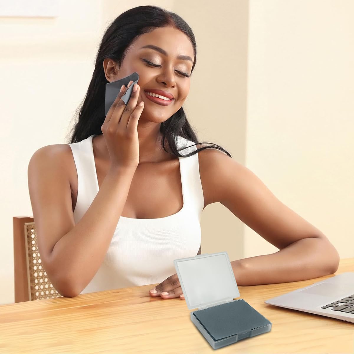 MAYCREATE 300pcs Face Blotting Paper for Oily Skin, Women Oil Blotting Sheets for Face, Natural Linen Tissue Oil Paper for Face, Blotting Paper for Makeup, Blotting Paper for Oily Face