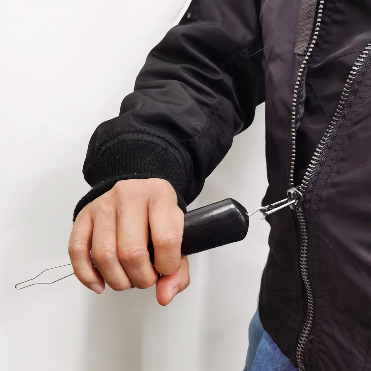 HASTHIP Buttoning Hook Dressing Aid 2 in 1 Button Hook and Zipper Pull Dual End Adaptive Dressing Aids Tool for Seniors, Arthritis Patients, Hand Injury Recovery