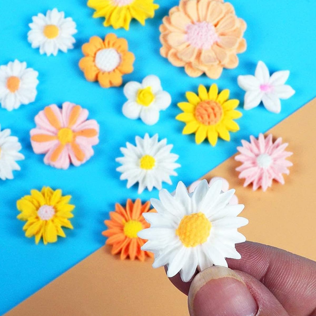 HASTHIP Flower Fondant Molds, Daisy and Small Flower Shaped Silicone Molds, Fondant Polymer Clay Candy Gummy Mold for DIY Polymer Clay and Cake Cupcake Decor Craft, Soap Crafting