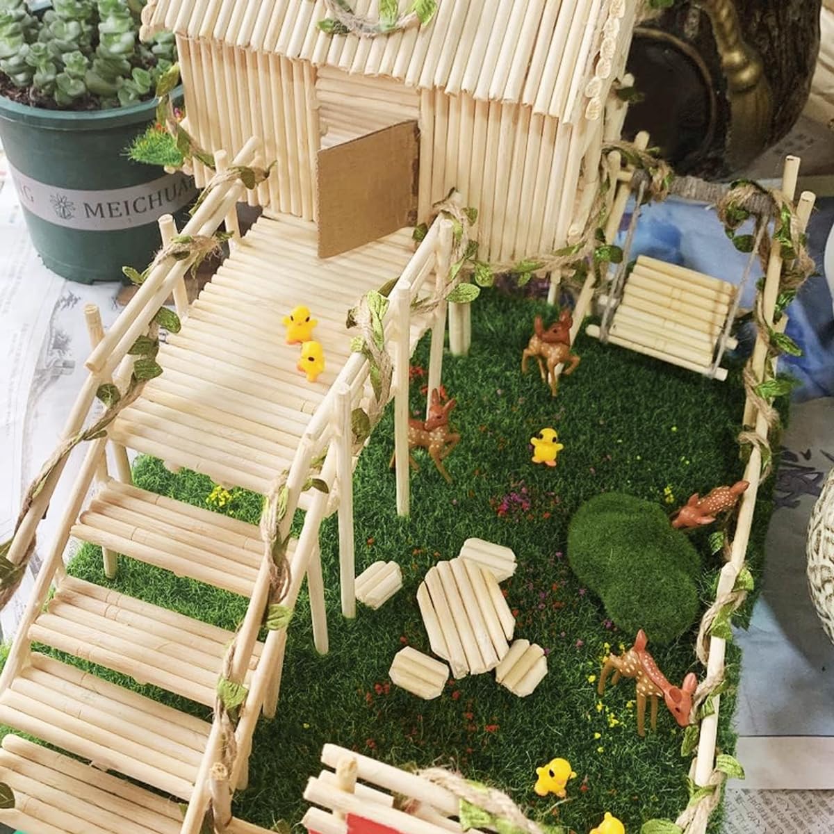 HASTHIP Artificial Grass Decor