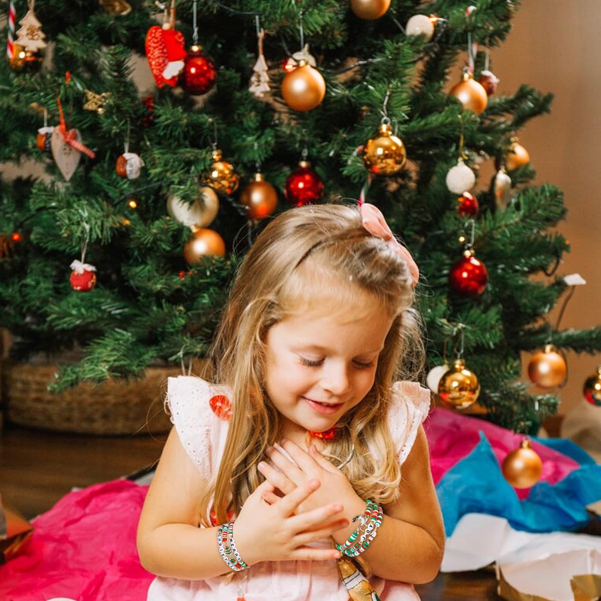 SANNIDHI® Christmas Bracelets Set of 6Pcs Colorful Clay Beads Bracelet Christmas Bracelet Chrismas Gift Bracelets Chrismas Beading Jewelry for Families, Sisters, Girls