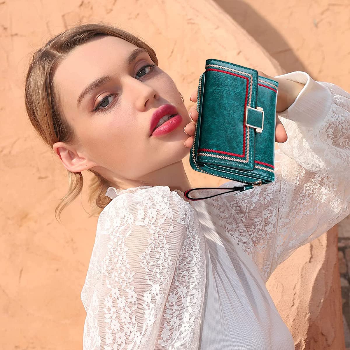 PALAY Women Wallet Bi-fold Leather Wallet for Women Turquoise Vintage Women Wallet Card Bag Large Capacity Safe Wallet with RFID Blocking Wallet