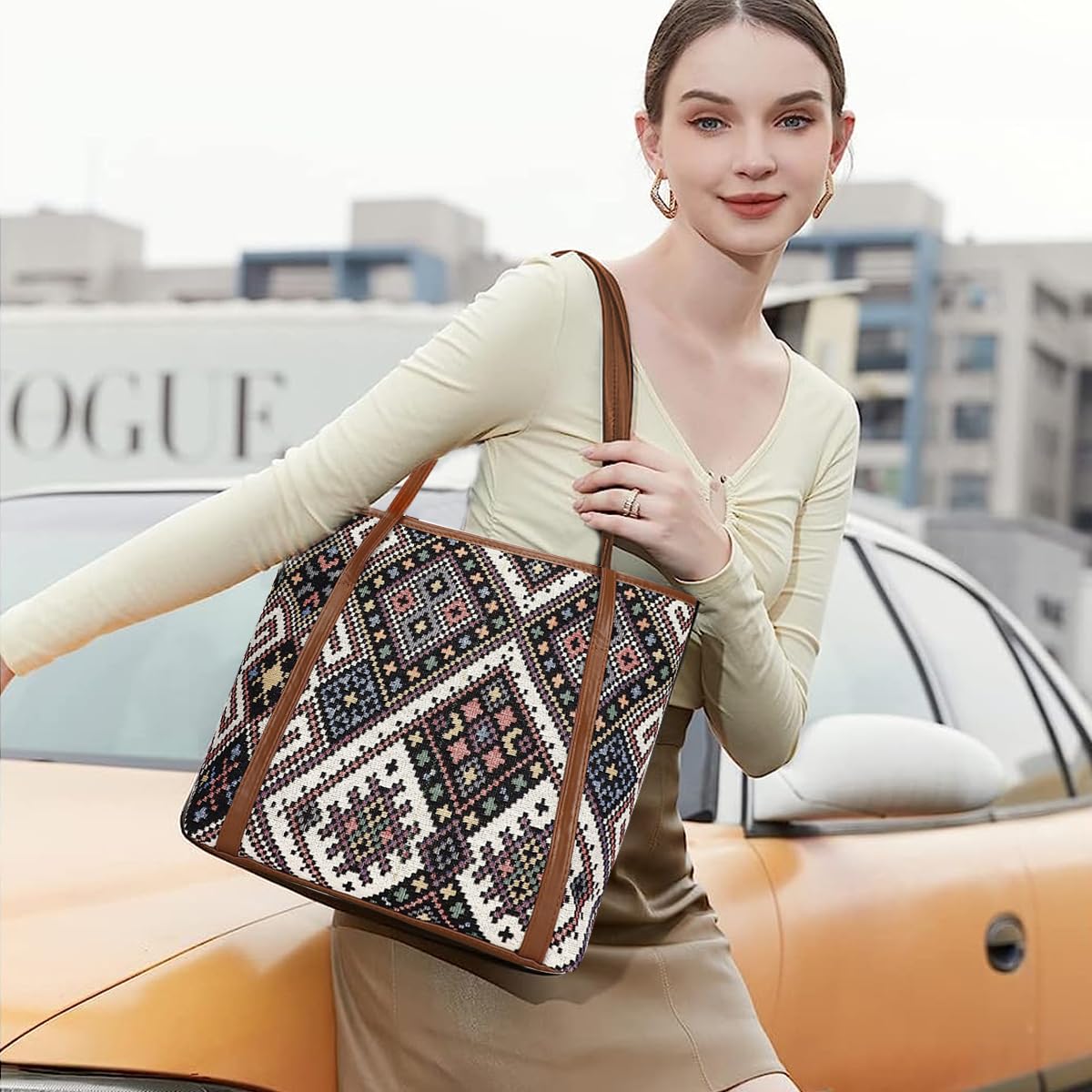 PALAY Tote Bags for Women Stylish Jacquard Print Handbags for Women With Zipper Closure Leather Shoulder Belt Large Capacity Shoulder Bag for Shopping, Commuting, School