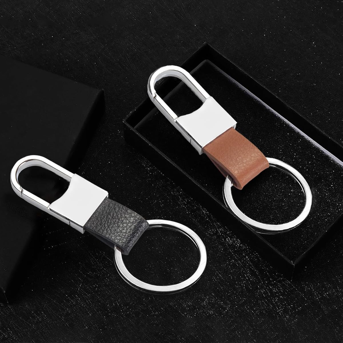 SANNIDHI 2Pcs Metal Keyrings Fashion Leather Metal Keyring Keychain Room Keyrings Car Keyrings Quick Release Keyring for Belt Loop Gift Keyrings Keychain for Men Women Couple Keyring Set