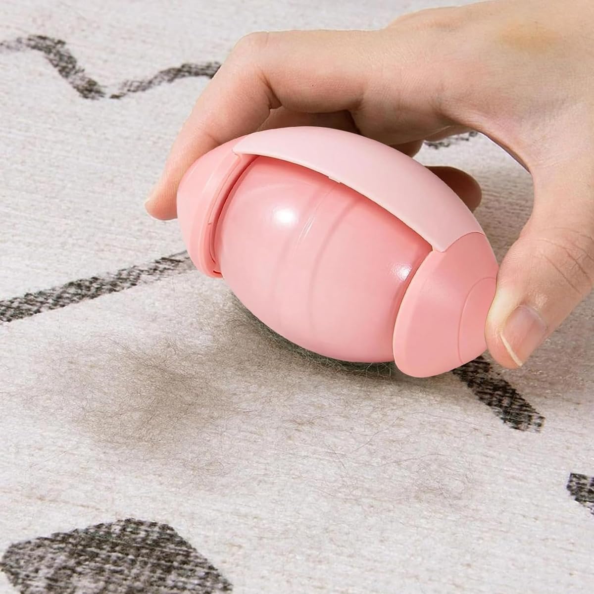 HANNEA Reusable Lint Roller, Portable Sticky Lint Roller Ball Removal Tool for Clothing, Furniture, Carpets, Beds, Sofas for Travel Household, Pink