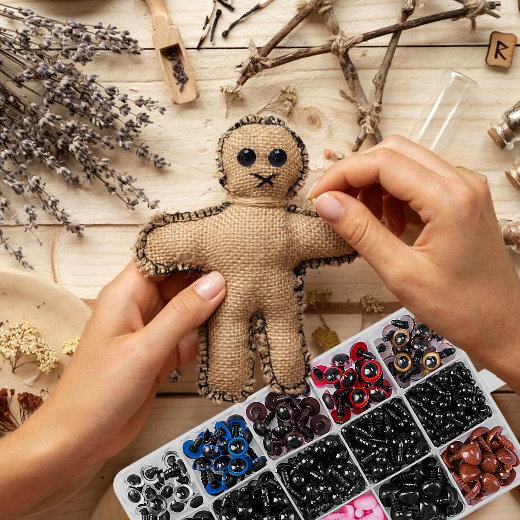 PATPAT 752pcs Googly Eyes for Craft Safety Eyes for Amigurumi Screw Fittings Stuffed Toy Eyes Nose Fittings with Assorted Size for DIY Doll Making, Toy Making, Handicraft Crochet Toy, Stuffed Toy