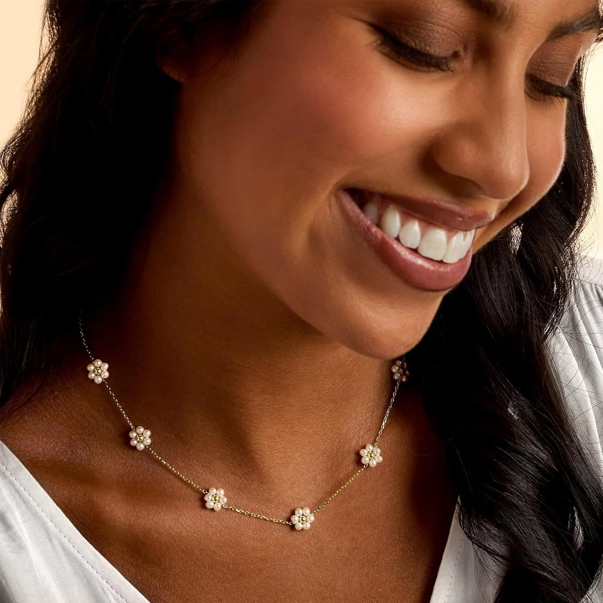 SANNIDHI Pearl Necklace for Women Girls Flower Pendant Necklace with Gift Box Gold Plated Stainless Steel Chain Necklace Jewellery Valentine Birthday Gifts for Women, Girls, Sister, Girlfriend