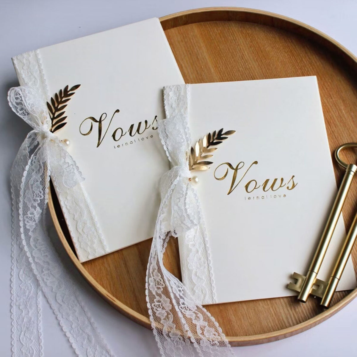 PATPAT Greeting Card for Love, 2Pcs Gold Foil Elegant Wedding Vow Cards with 2Pcs Key Pens, Love Cards Best Wishes Card For Weddings And More Note Card Congratulations Card Keepsake for Brides Grooms