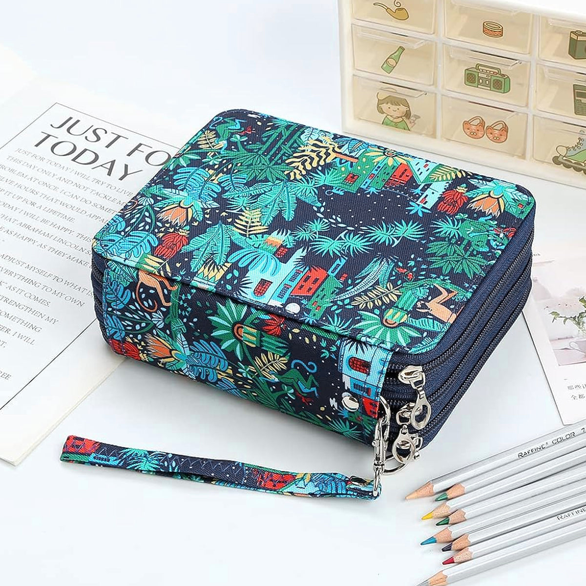 Climberty Student Pencil Pouch Travel Pouch for Colored Pencils with 78 Elastic Loops Cartoon Print Fashion Paint Pencils Storage Pouch Travel Zipper Pouch Bag with Lanyard, 6.3''x7.87''x2.36''