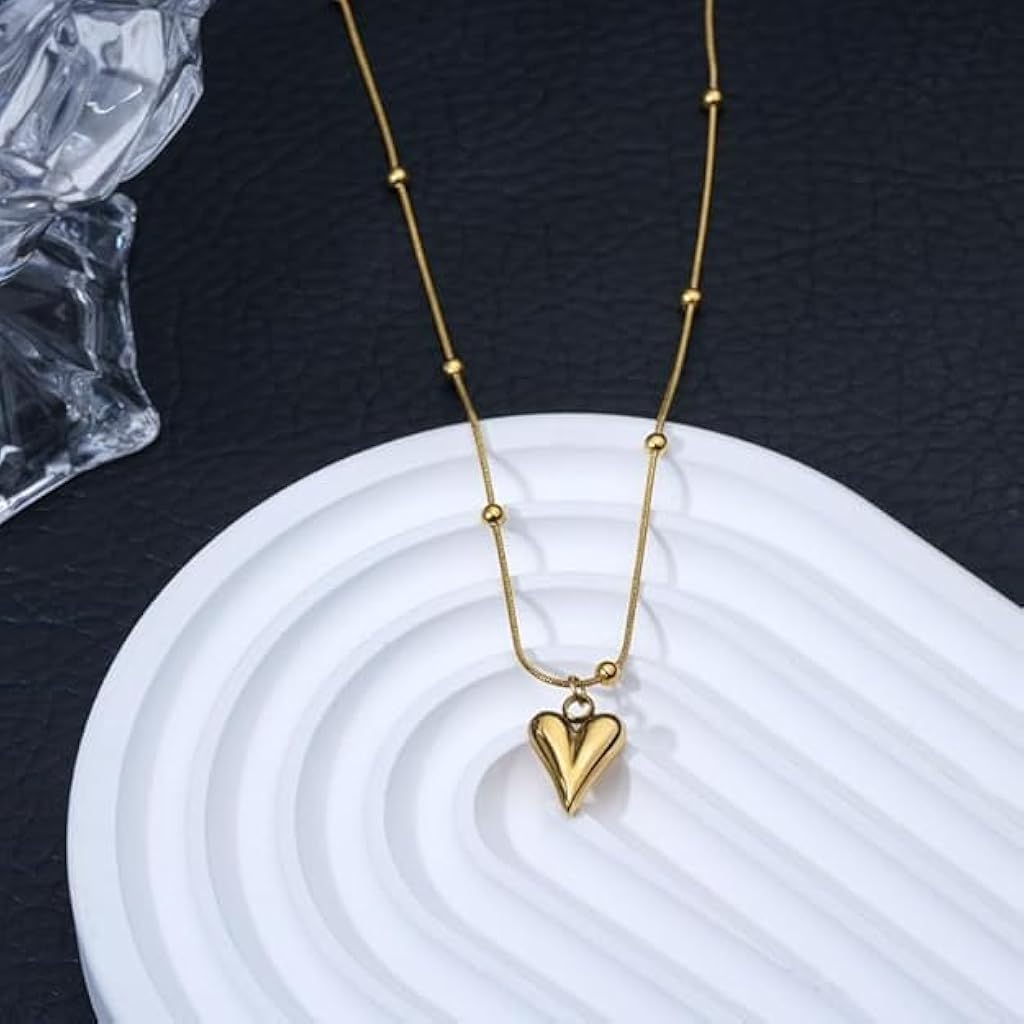 ZIBUYU® Ladies Small Gold Heart Necklace - 18K Gold Plated Heart Pendant Necklace