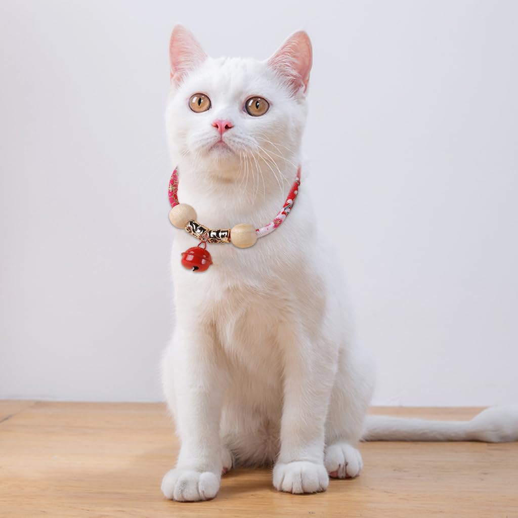 Qpets® Cat Collar with Red Bell, Cute Cat Collar Adjustable Cat Collar Flea Prevention Cat Collar Natural Pet Friendly Camphor Wood Balls