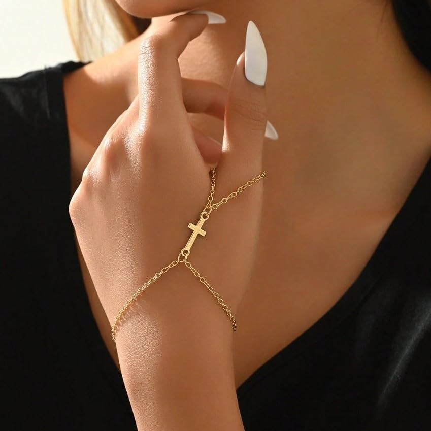 SANNIDHI® women's gold interlocking bracelet, gold plated faceted zirconia interlocking bracelet, fashionable ring bracelets jewelry, suitable for giving as a gift-Metallic
