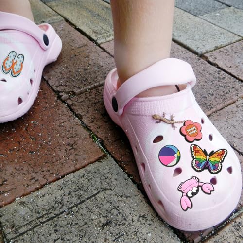 MAYCREATE 35Pcs Cartoon Random Shoe Charms and pins Cute Shoe Charms for Sandals and Shoe Decoration for Women Boys Girls Clog Accessories Party Favor (Random)