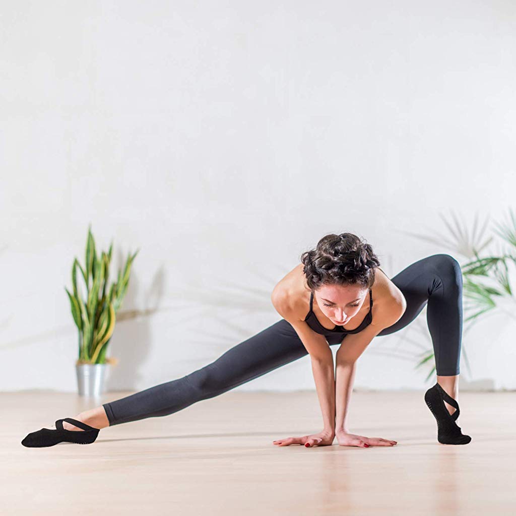 PROBEROS Women Yoga Ankle Socks for Pilates and Barre with Elastic Straps and Silicone Grips | 2 Pairs Cotton Black and Gray