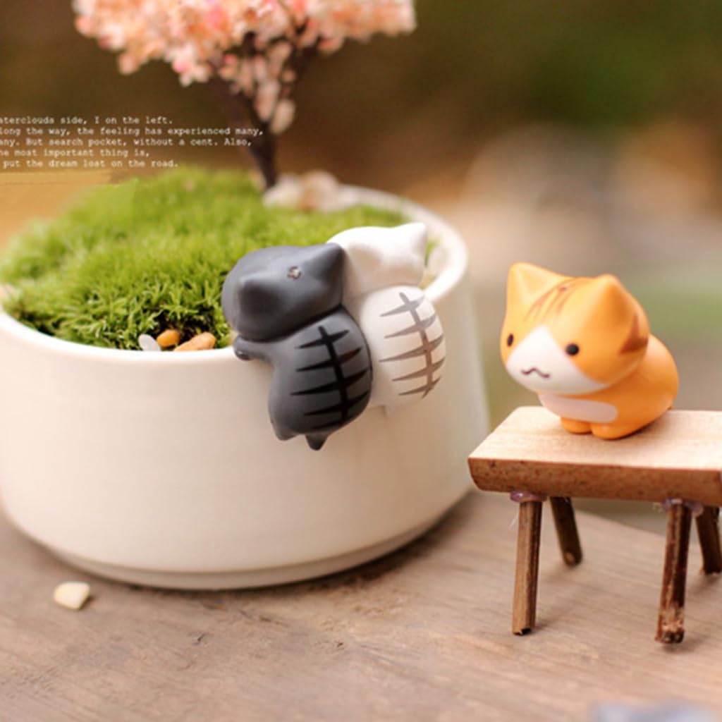Zibuyu Cat Figurines for Home and Office Decor featuring Resin Craftsmanship | Lucky Gift