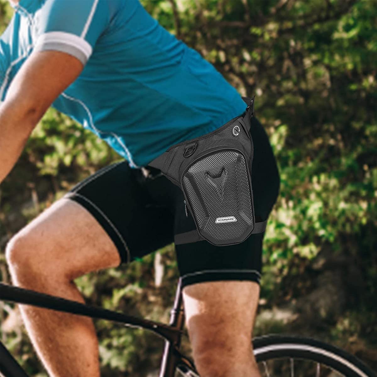 Optifit Thigh Bag for Bikers with Quick Release Buckle and 20×14.5×8cm Multi Pocket Design
