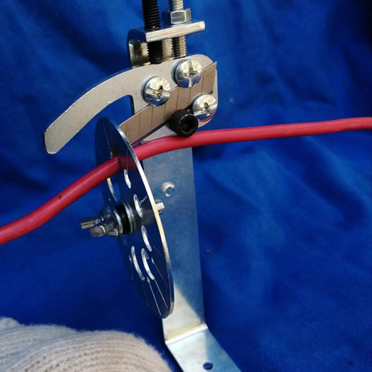 Serplex Manual Handheld Wire Stripper for Multi Cable Use with 30 pcs Blades | Stainless Steel