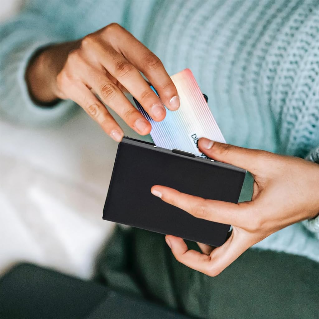 ZIBUYU Credit Card Holder for Men with 10 Card Slots and Secure Snap Lock | Stainless Steel RFID Blocking Organizer