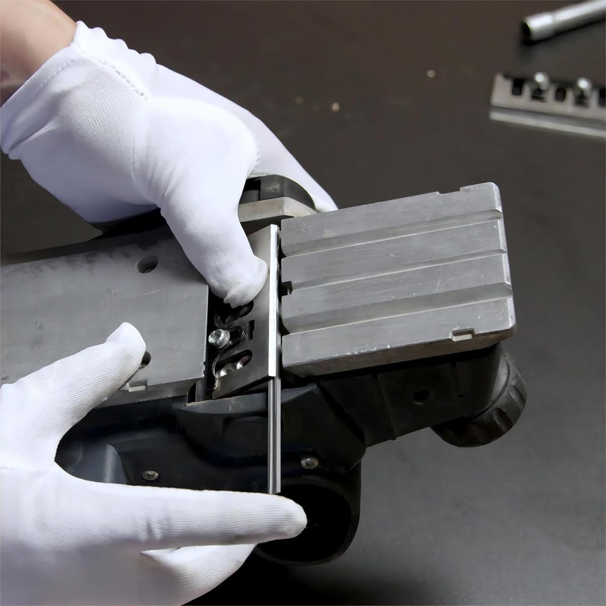 HASTHIP Planer Machine Blades Replacement for Woodworking with Carbon Steel Build | Includes Storage Box