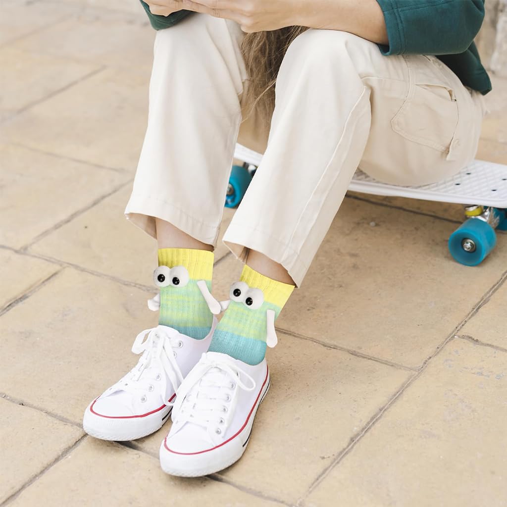 Venzina Holding Hands Socks for Couples featuring Magnetic Suction and 2 Pairs Cotton Gifts