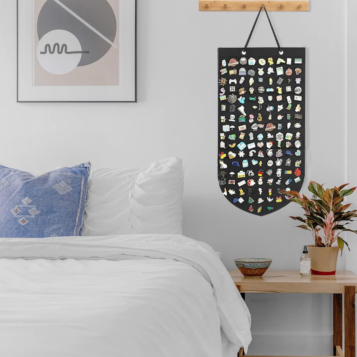 HASTHIP Wall Hanging Brooch Pin Organizer for Enamel Pins with 35x66cm Felt Display | Holds 141 Pins