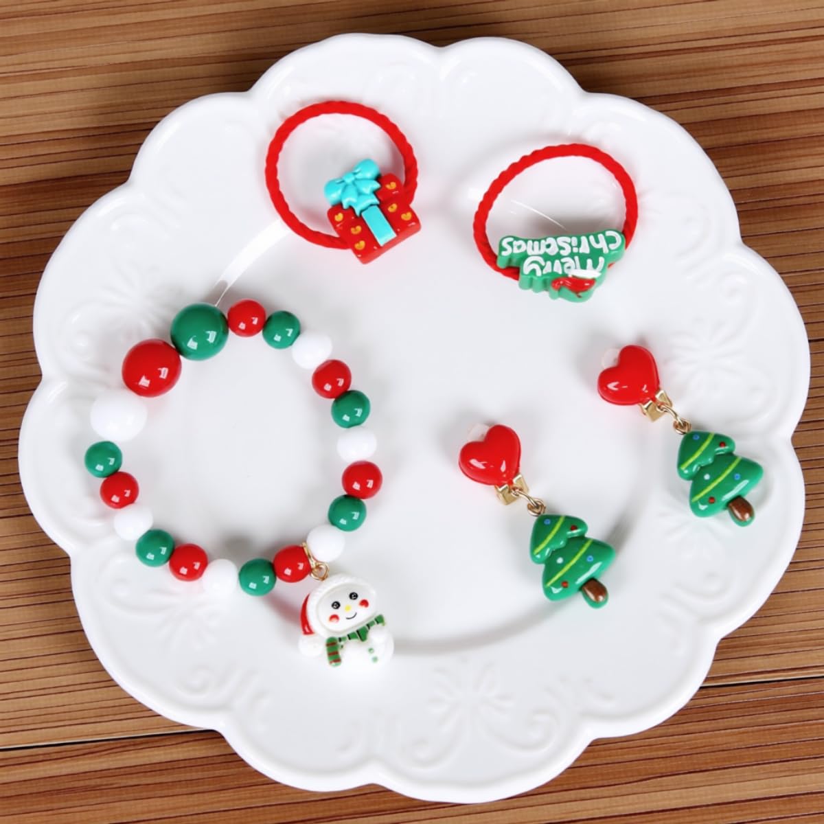 MAYCREATE Christmas Jewelry Hair Accessories Kit for Kids with Bracelet and Earrings | Gift Box Set for Holiday Dress Up