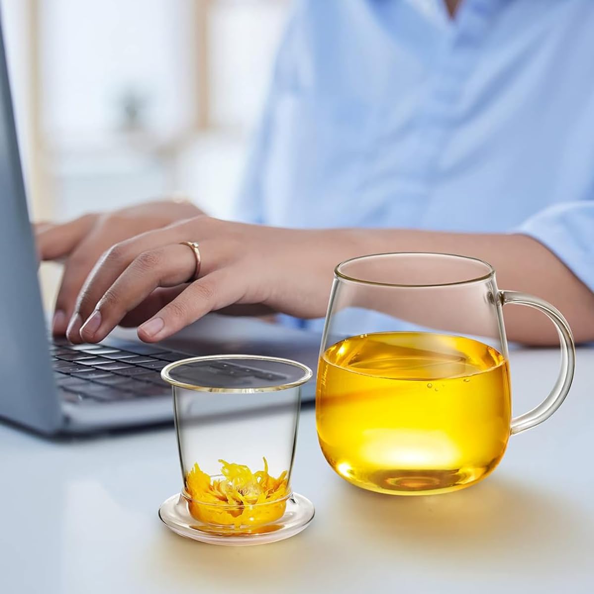 Supvox Glass Tea Cup for Loose Tea featuring Detachable Infuser and Lid Tray 17oz Borosilicate