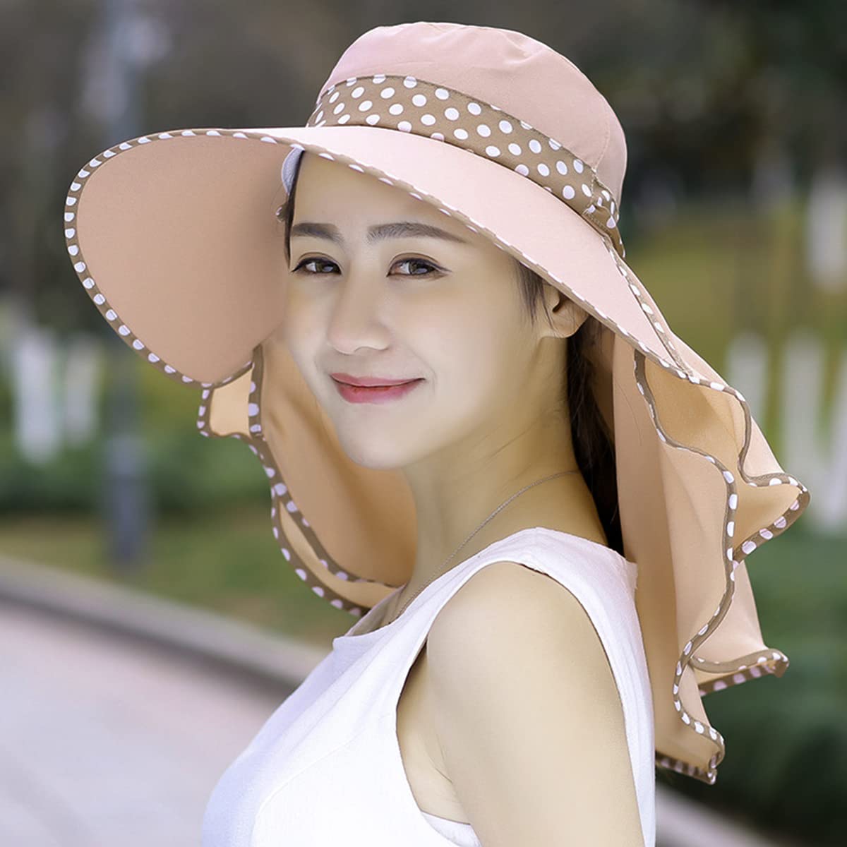 PALAY Wide Brim Hat for Women featuring 25cm Neck Flap and Breathable Fabric | Khaki Sun Cap
