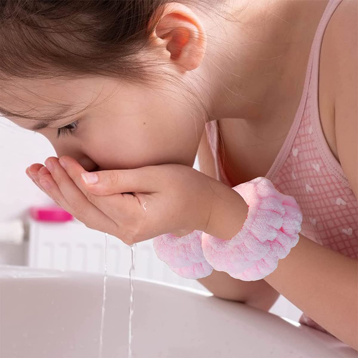 MAYCREATE Wrist Washband for Face Washing with Absorbent Microfiber Fabric Blue and Pink | 2 Pairs for Women and Girls