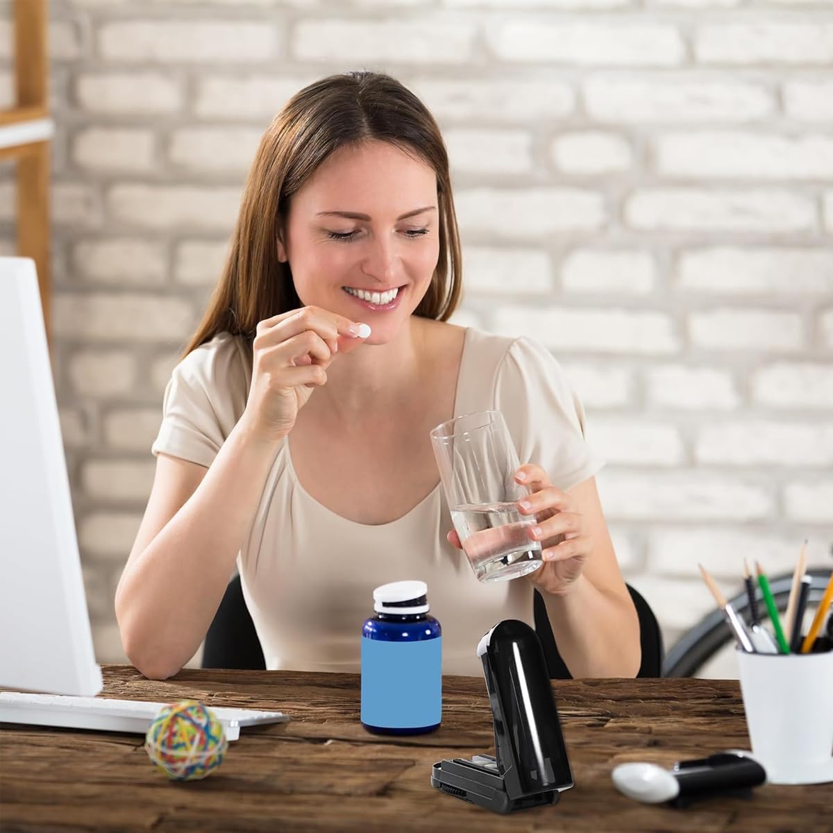 HANNEA Multiple Pill Splitter for Tablets and Vitamins with Adjustable Vise | Stainless Steel Blade and Black Portable Design