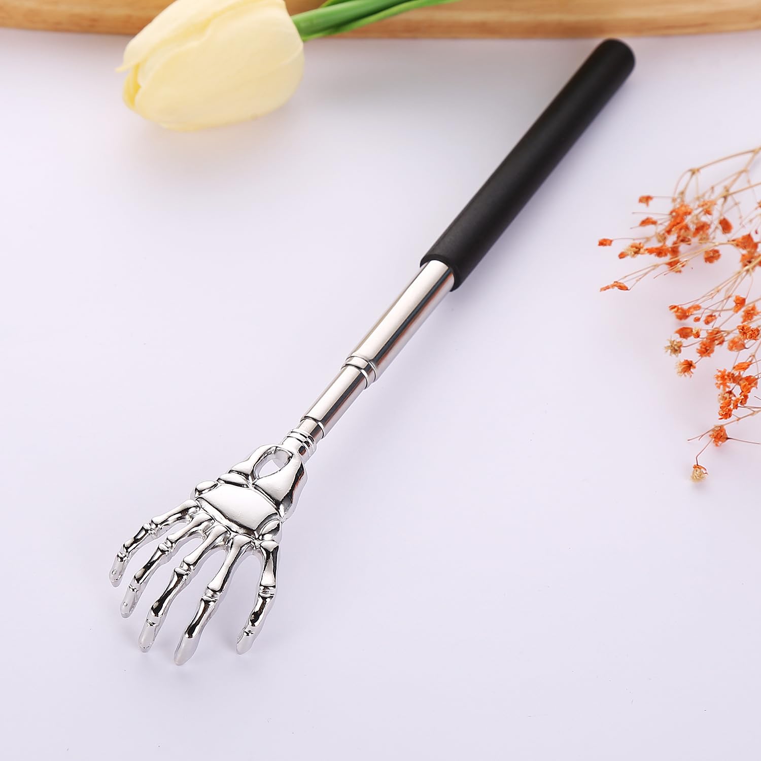 ZIBUYU Skull Hand Back Scratcher for Itch Relief with Telescopic 22–59cm Stick | Stainless Steel and Non Slip PVC Handle