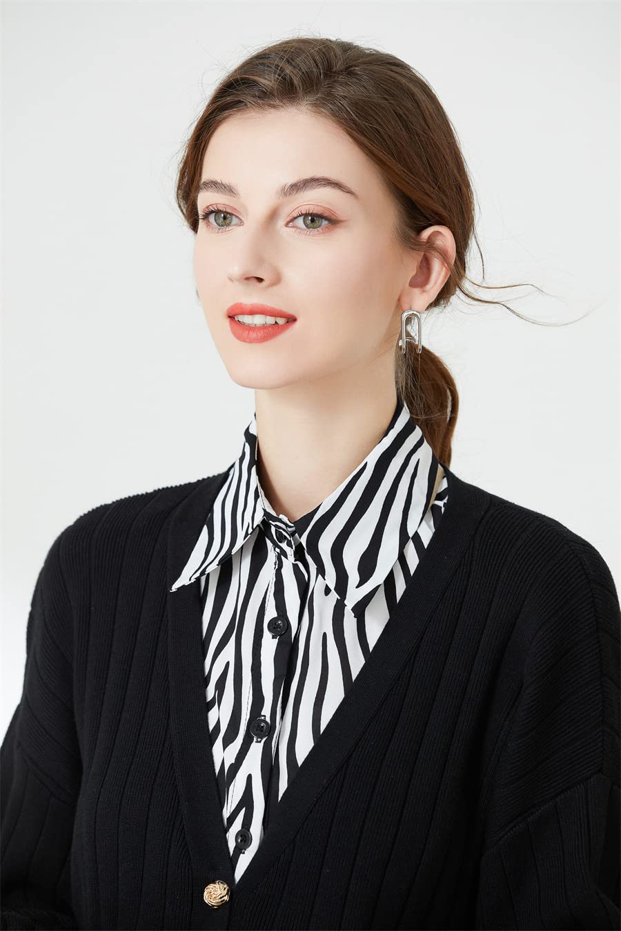 PALAY Fake Collar for Women with 4 Button Design and Adjustable Belts | Chiffon Stripy Style