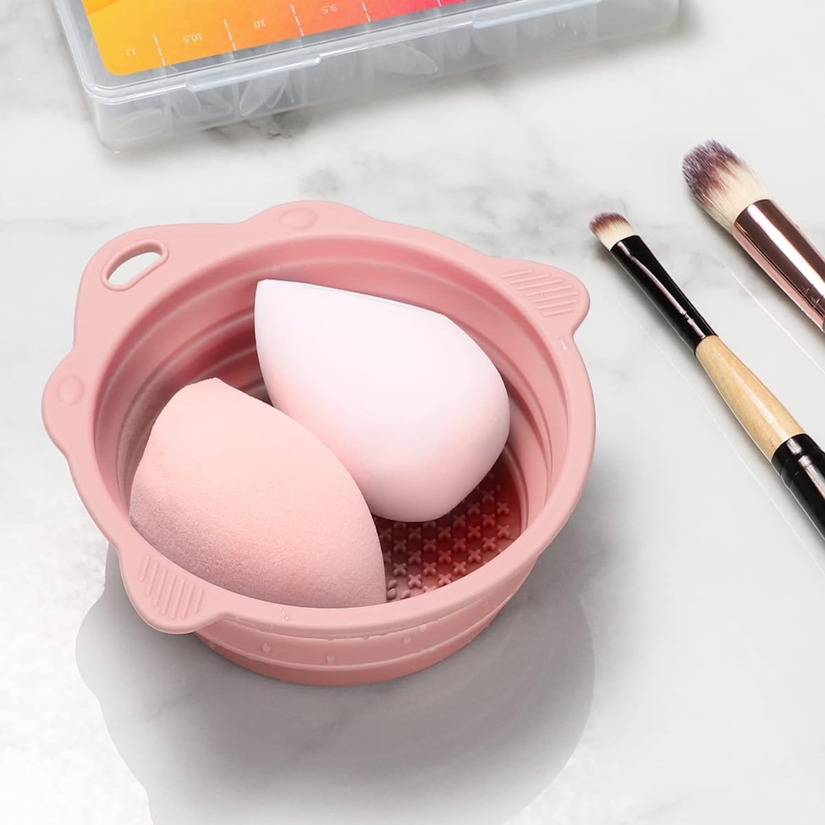 MAYCREATE® Mini Makeup Brush Cleaner Bowl Silicone Makeup Brush Cleaning Basin 5.5 Inches Collapsible Cleaner Bowl for Makeup Brushes, Beauty-Blender Sponge Removing Residual Foundation