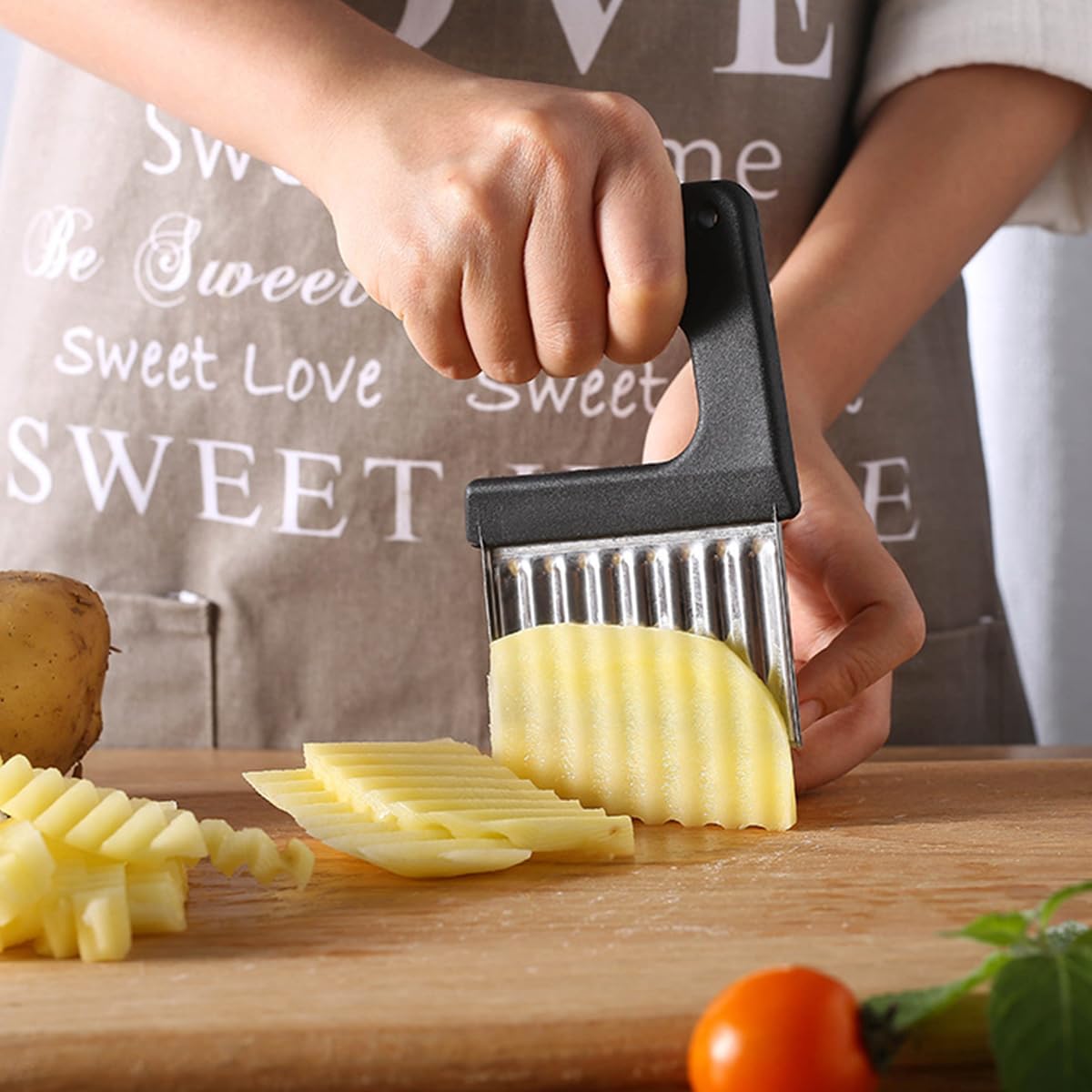 Supvox Crinkle Cutter Knife for Potatoes and Vegetables with Corrugated Blade | 1 Pcs Stainless Steel Kitchen Tool