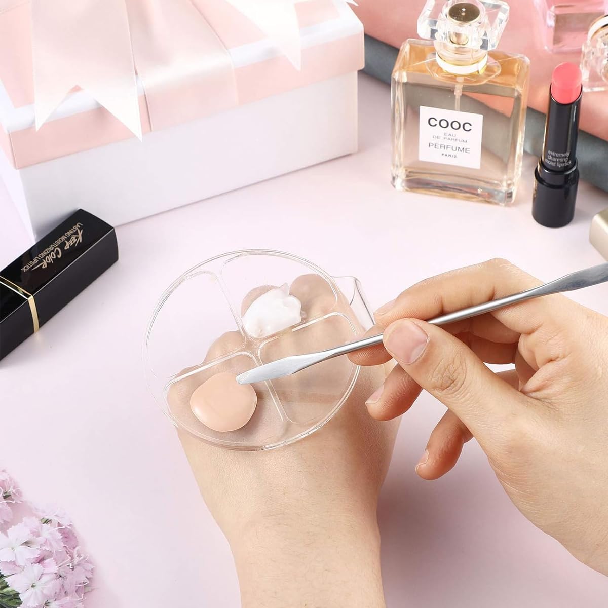 MAYCREATE Hand Makeup Spatula Mixing Palette Set for Artists with 4 Grid Acrylic Design | Includes Double Head Blender Stick