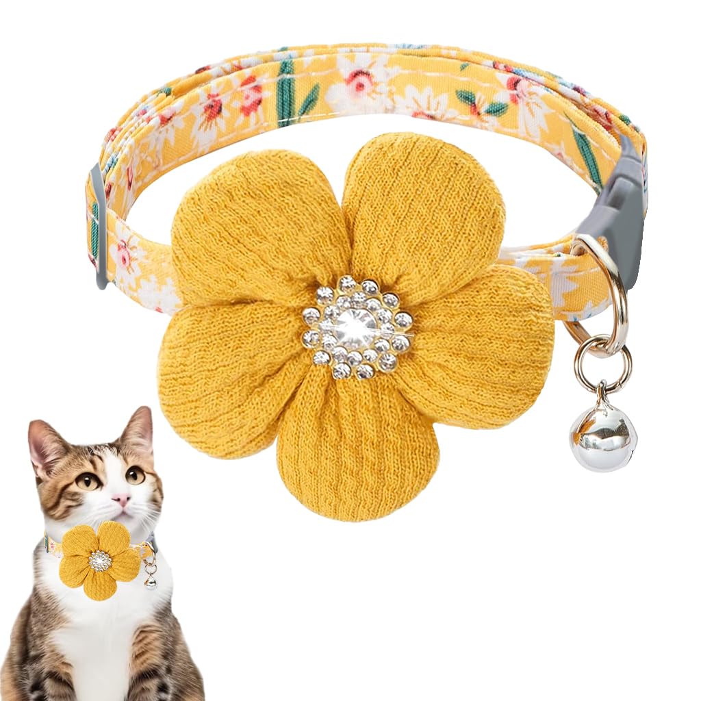 Qpets® Yellow Cat Collar, Flower Cat Collar with Handcrafted Crochet - Quick Release Buckle, Plush for Comfort, Silver Bell Accessory