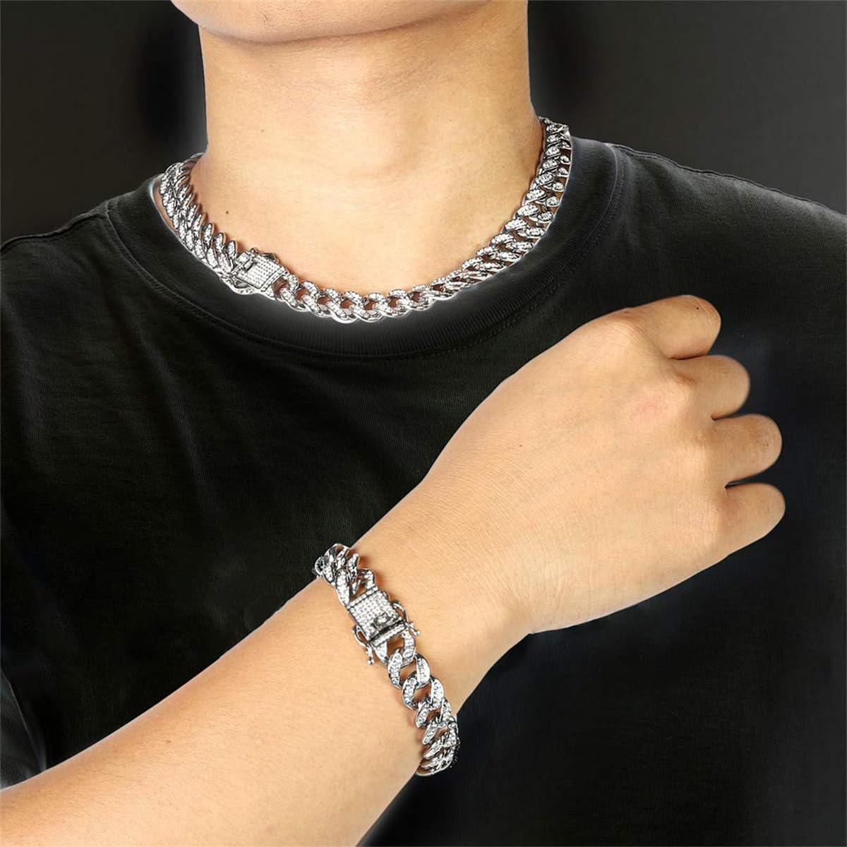 Venzina Cuban Chain Necklace for Men and Women 20in featuring Rhinestone Links | Silver