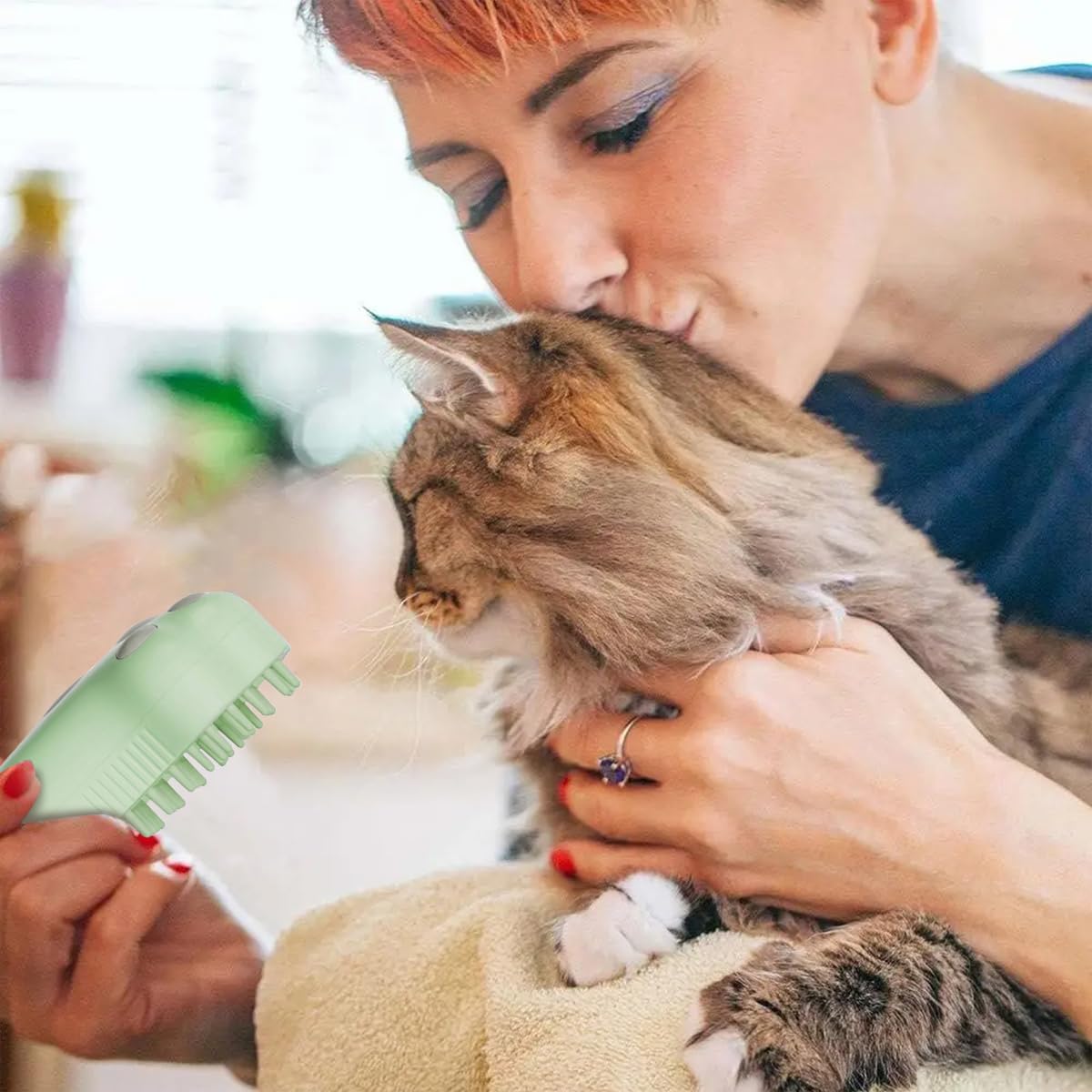 Qpets Pet Grooming Brush for Dogs and Cats with Steam and UV Light | USB Rechargeable Massage Comb